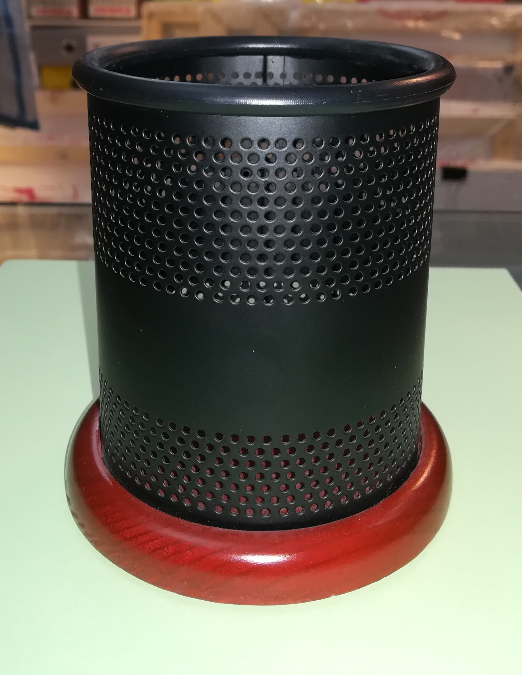 لیوان رومیزی چوب فلز