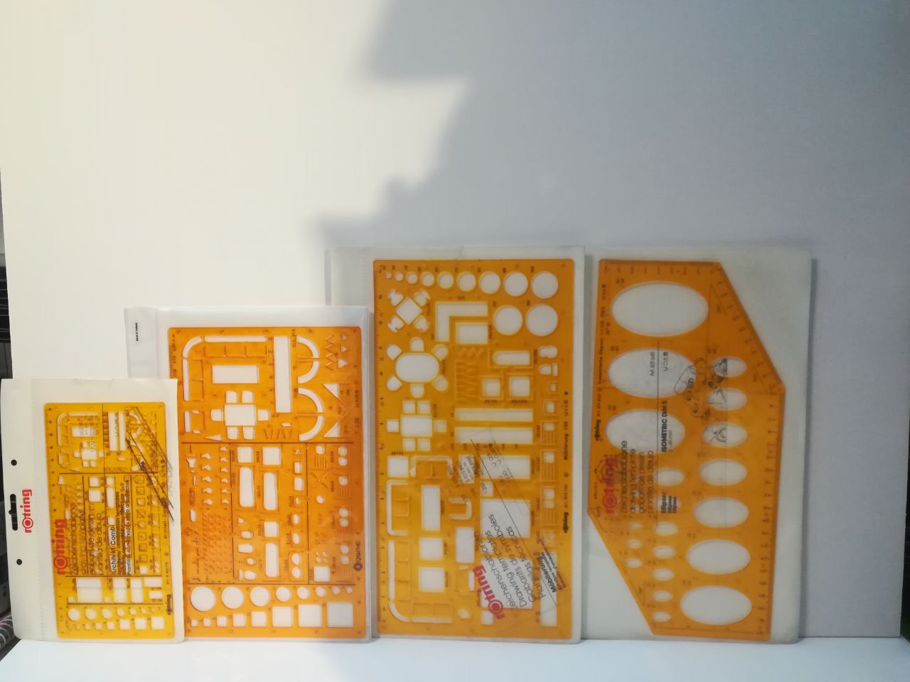 شابلون های rOtring اصل