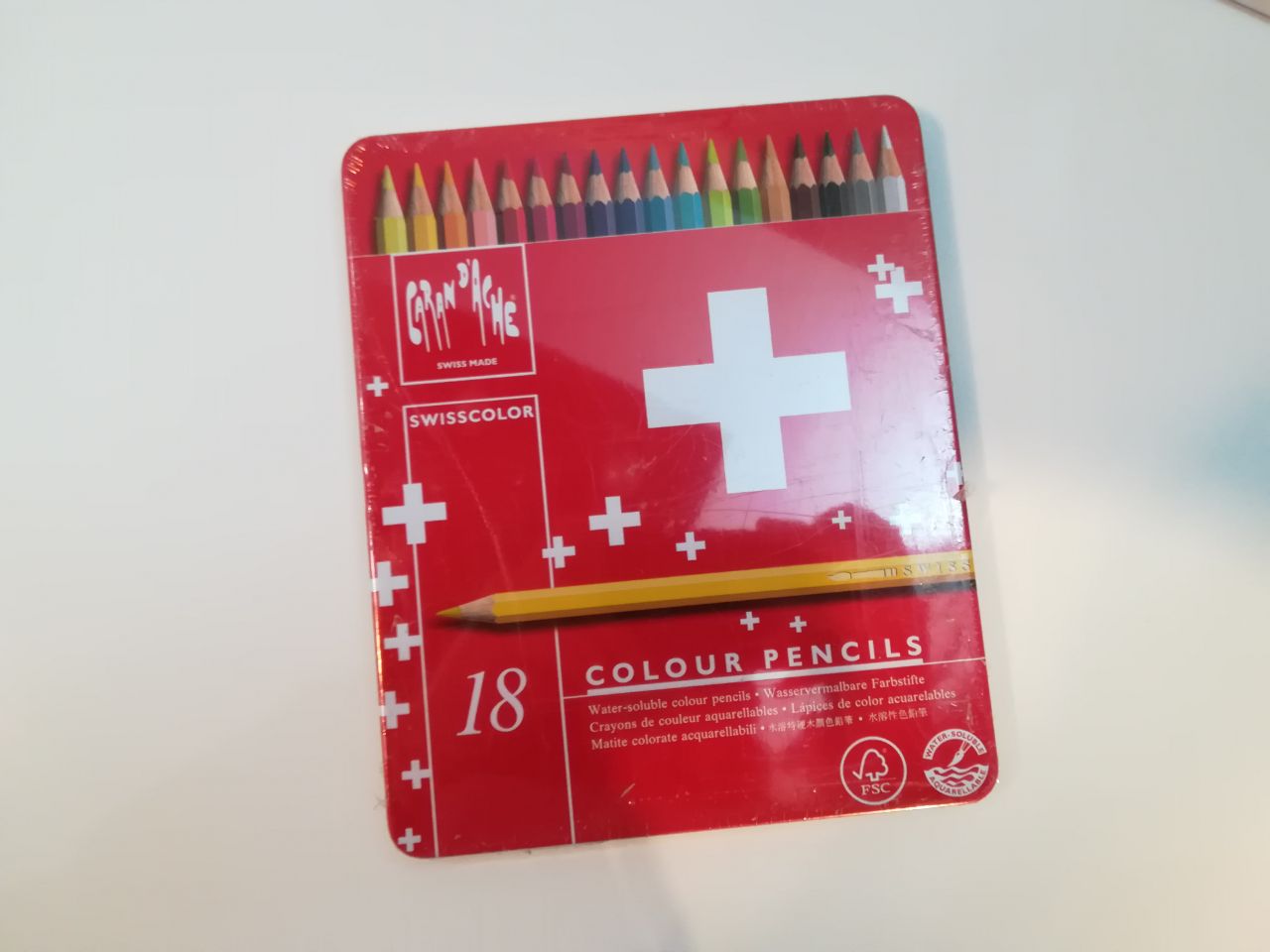 مداد رنگی 18 رنگ ابرنگی سوییسی با قابلیت ابرنگی CARAN DACHE اصل