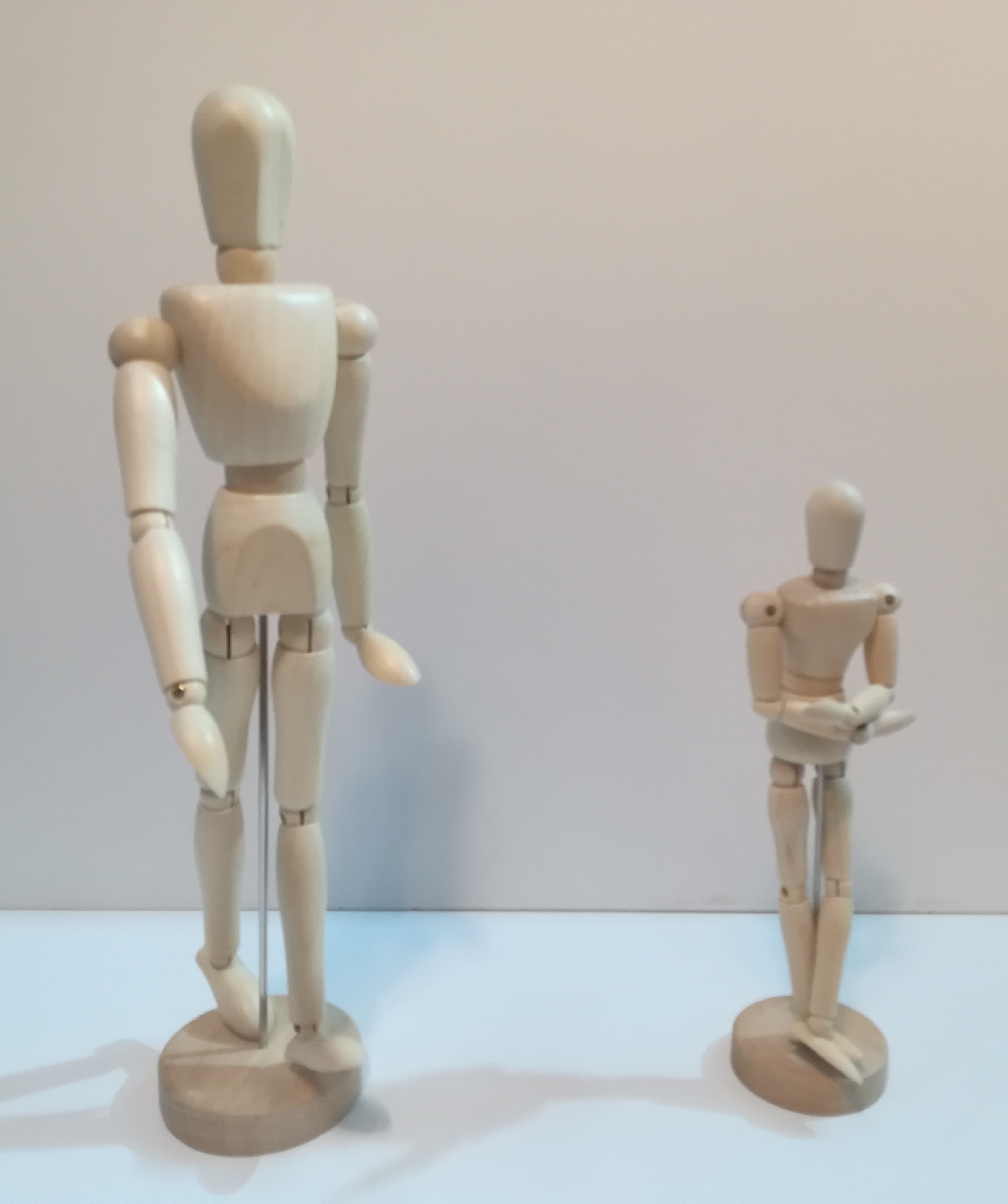 فیگور ادمک چوبی